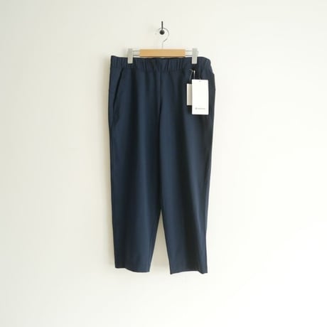 未使用 / lululemon / Luxtremeスリムフィット プルオン ミッドライズ クロップドパンツ / 2511-0271