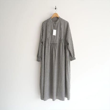 2023AW / human woman / ドットプリントロングワンピース / 077-3240200 / 2505-0744