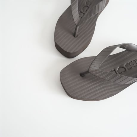 2025SS・人気完売品 / Ron Herman別注 / SLEEPERS / ハイプラットフォーム サンダル / 4111200144 / 2506-0852