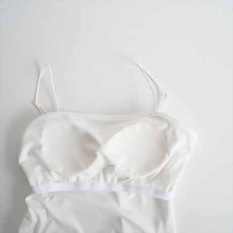 2024SS・人気完売品 / 未使用 / IENA / バックデザインブラキャミソール / 24070900404110 / 2501-0356