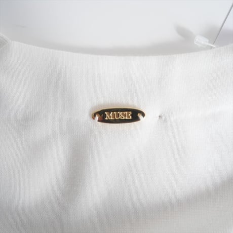 2024SS・人気完売品 / DEUXIEME CLASSE / shake code ショートカーディガン / 24080500405010 / 2409-0516