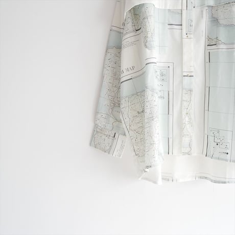 2022 / ASEEDONCLOUD / Hiraeth map print shirt / 222601 / 2507-2101