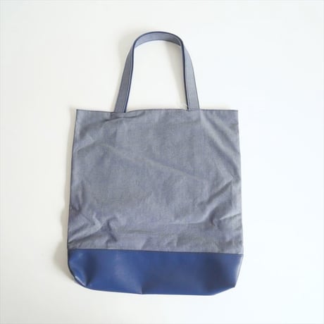 人気完売品 / 未使用 / familiar / 縦型バッグ(マチ付き) / 780932 / 2503-1148