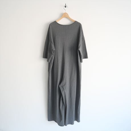 2024 / ETRE TOKYO / Vネックリラクシーオールインワン / 1224432011 / 2501-0796