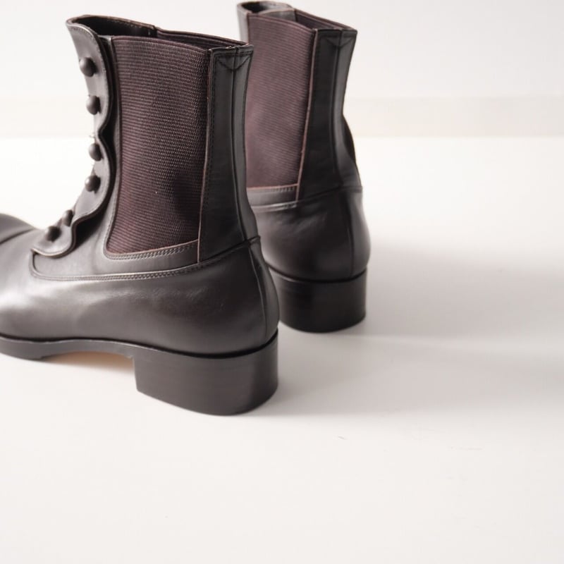 BEAUTIFUL SHOES / Buttoned Sidegore Boots / 21...