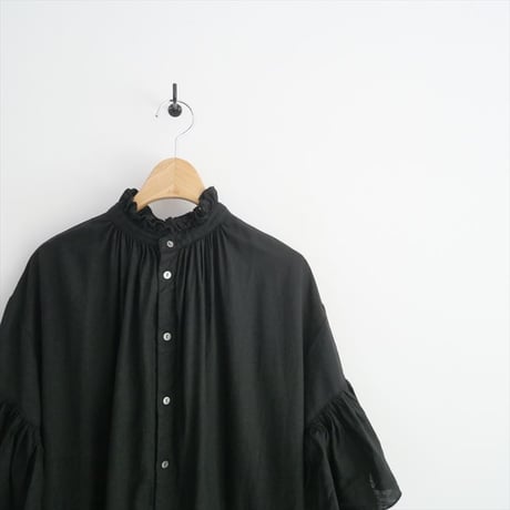 2023 / 未使用 / nest Robe / UpcycleLino 天然染め フレアギャザースリーブワンピース / 01232-1040 / 2409-0481