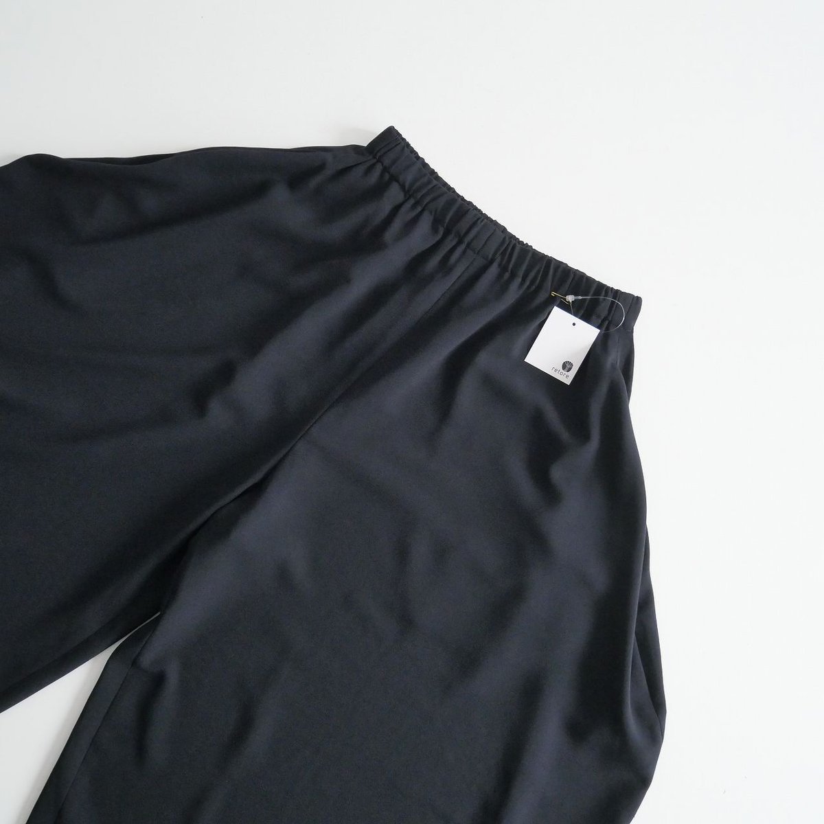 2023SS今季 / ENFOLD / CIRCLE DRAPE PANTS / 300GS2 2023SS今季 / ENFOLD / CIRCLE DRAPE PANTS / 300GS2