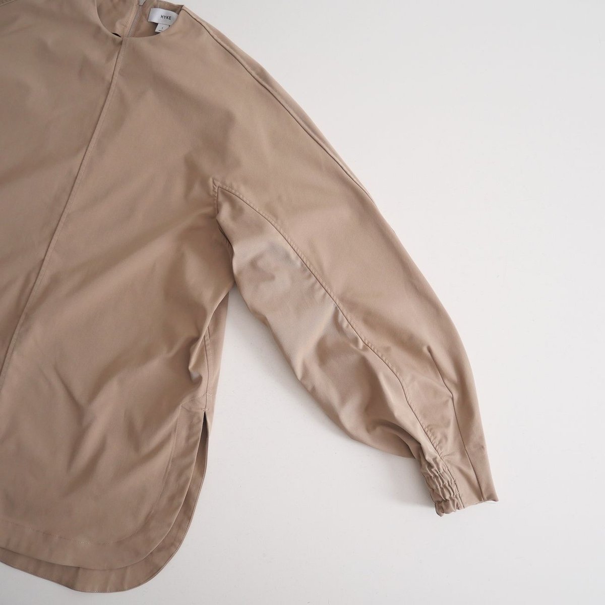2023SS今季 / 未使用 / HYKE / Taslan Twill Top / 1517 2023SS今季 / 未使用 / HYKE / Taslan Twill Top / 1517