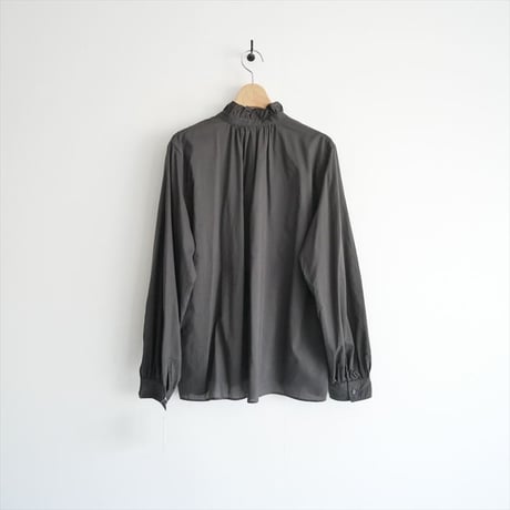 2025AW今季・人気完売品 / 未使用 / SPICK&SPAN / フリルシャツ / 25050200608040 / 2512-1094