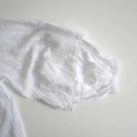 2022 / DEUXIEME CLASSE / Feminine ブラウス / 22051500703010 / 2309-0933