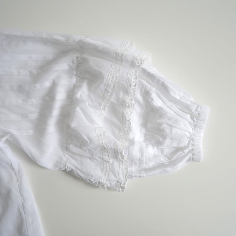 2022 / DEUXIEME CLASSE / Feminine ブラウス / 220515