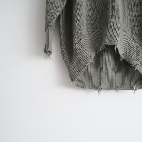 2021 / L'Appartement購入品 / Young Fabulous&broke / ダメージ Vネック プルオーバー / 2400-0376