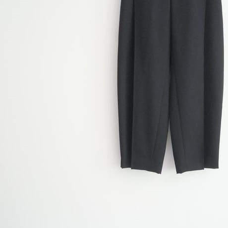 2024AW / NOBLE購入品 / ELENI / ウールギャバジンフォルムパンツ / 24030240511040 / 2509-0053