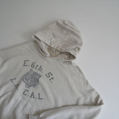 2024・人気完売品 / MUSE de Deuxieme Classe別注 / REMI RELIEF / L.A.C.A.L. TIGER フーディー  / 2508-0096
