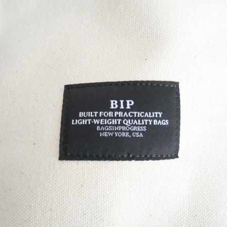 2023 / BAGSINPROGRESS / ZIPPER TOTE MEDIUM / 2403-0127