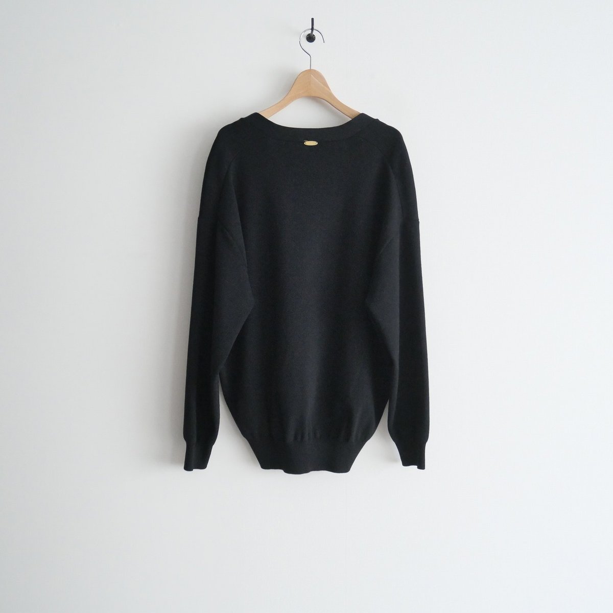 2021AW / DEUXIEME CLASSE / Heartrich Vネックプルオーバー 