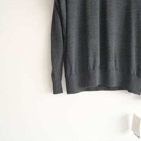 2023AW / 未使用 / Plage / Fine Gauge V ニット / 23080922108130 / 2502-0189