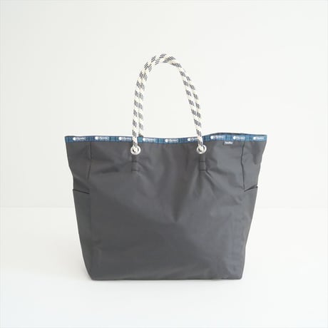 2024 / 未使用 / LeSportsac×familiar / トートバッグL リバーシブル / 780981 / 2408-0969