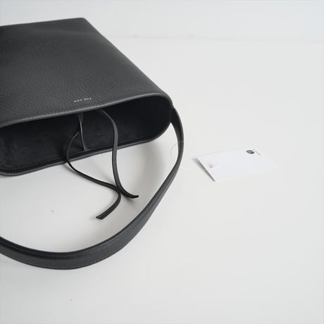 継続販売品 / 未使用 / THE ROW / SMALL N/S Park Tote バッグ / W1314L129BLK / 2411-0211