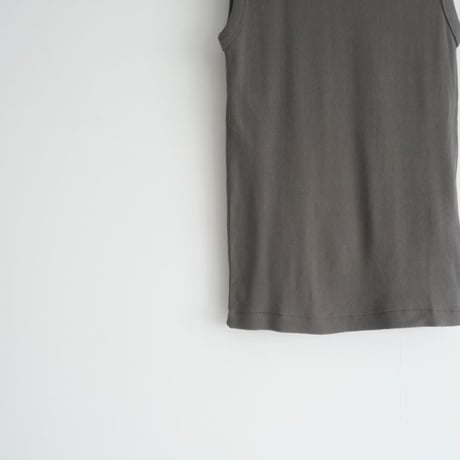 2024SS・人気完売品 / 未使用 / DEUXIEME CLASSE / 追加 dignity sleeveless / 24070500714210 / 2409-0398