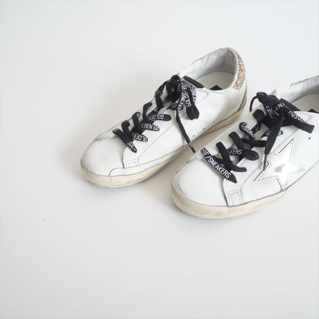 継続販売品 / GOLDEN GOOSE / Super-Star スニーカー ホワイト レザー グリッターヒールタブ / 2412-2013