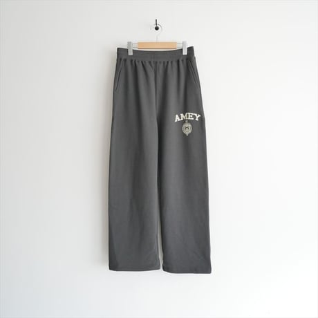 2025AW・人気完売品 / 未使用 / AP STUDIO別注 / AMERICANA / AMEY emblem SWEAT PANTS / 25030587003830 / 2512-0733