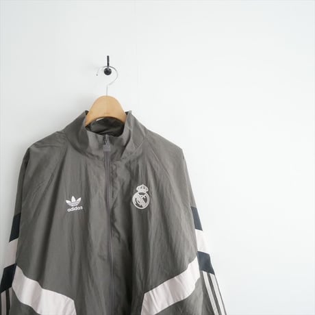 2025SS・人気完売品 / 未使用 / adidas / REAL MADRID TRACK ジャケット / 25010521002510 / 2603-0896