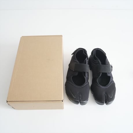 2022 / NIKE / NIKE WMNS AIR RIFT BLACK/OFF NOIR-BLACK- / DZ4182-010 / 2402-0151