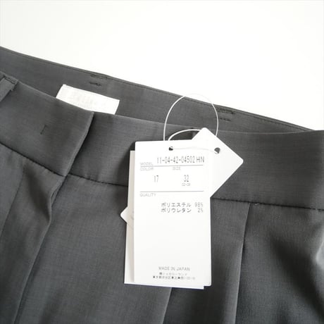 継続販売品・人気完売サイズ / 未使用 / Ballsey / TOMORROWLAND / ポリエステルツイル 2タックスラックスパンツ / 11044204502 / 2510-0730