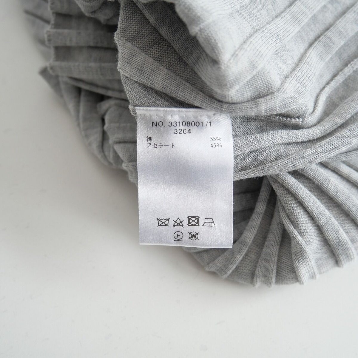 2022 / ebure / シアーコットンアセテート クルーネック五分袖ニット  