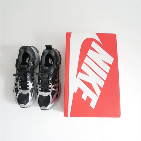 未使用 NIKE W V2K RUN スニーカー FD0736-005 2606-0113