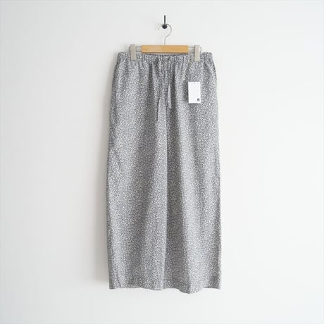 2023 / TOUJOURS / CLASSIC FLORAL PRINT COTTON CLOTH Relax Pants / 2406-0019