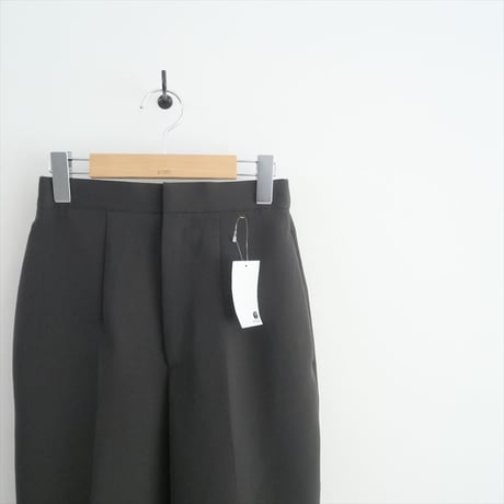 2023AW・人気完売品 / 未使用 / ENFOLD / CENTER-PRESS EGG PANTS / 300GA831-0390 / 2409-0886
