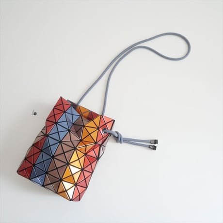 2021AW / 未使用 / ISSEY MIYAKE / BAOBAO WRING バッグ / BB13-AG821-28 / 2407-1015