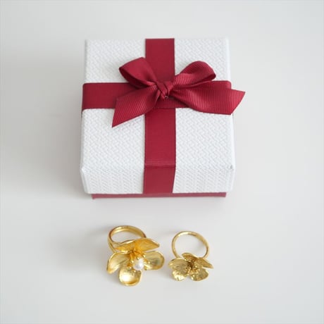 人気完売品 / KAJA BIJOUX / Carry Flower Ring / 2506-0820