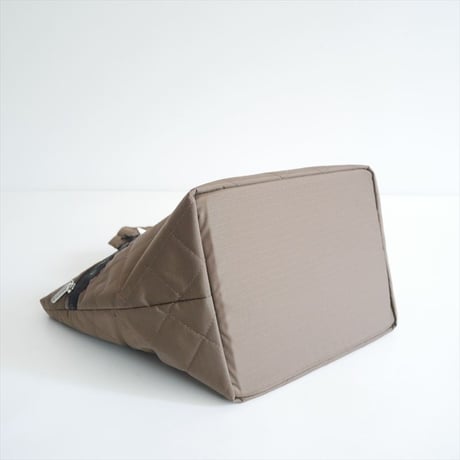 2025SS・人気完売色 / 未使用 / 神崎恵さんコラボ / LeSportsac MEDIUM MULTI TOTE 1605 / 2605-0044