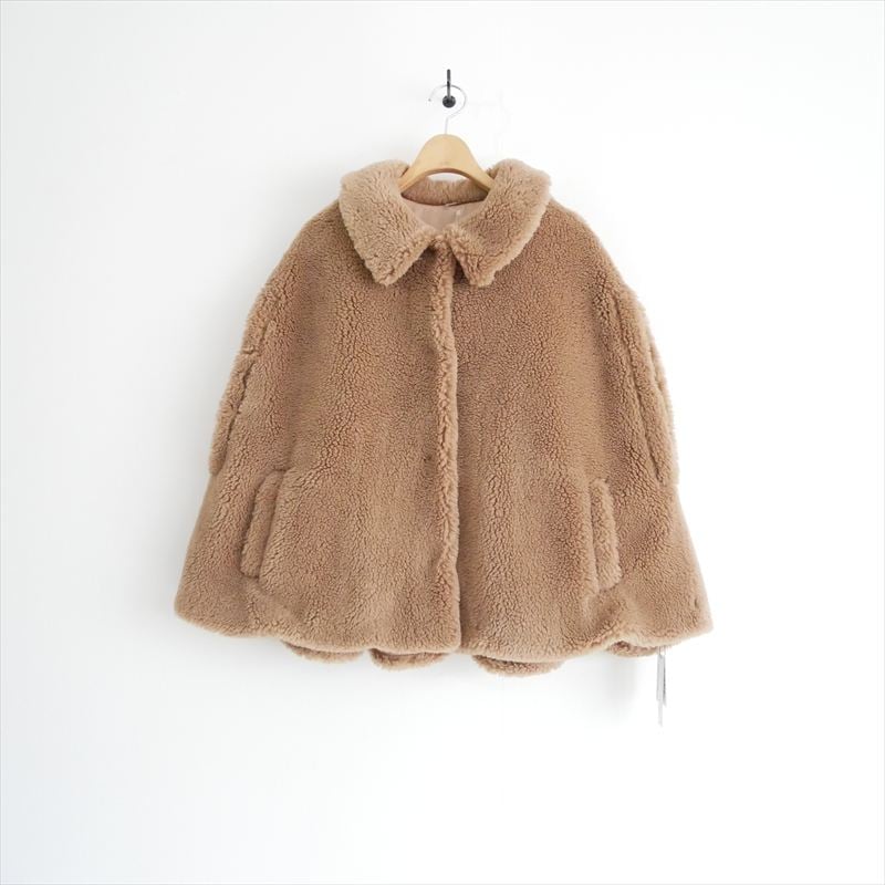 大人気完売品　Sサイズ　heyon ted cape ベージュ 2025AW今季・人気完売品 / 未使用 / HYEON / ted cape / HY25A