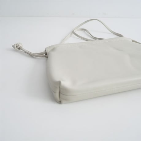 2025AW今季新作・人気完売品 / 未使用 / CELERI / Deuxieme Classe / レザーポーチ / 25090500306030 / 2509-0869