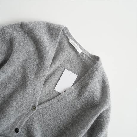 〇2023AW / GALERIE VIE / ライトブークレー Vネックカーディガン / 23023402203 / 2411-1019