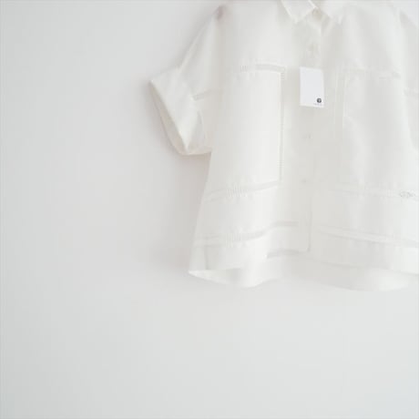 2025SS・人気完売品 ebure フラッフィーオーガンジー シャツ 41107006682606-0059
