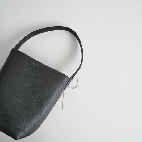 継続販売品 / 未使用 / THE ROW / SMALL N/S Park Tote バッグ / W1314L129BLK / 2411-0211