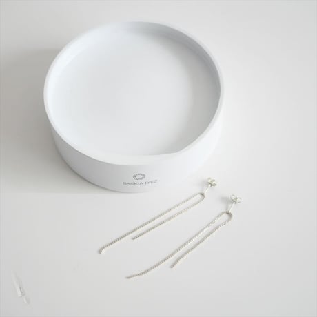 継続販売品 / SASKIA DIEZ / ショートオープンフリンジピアス / 2505-0267