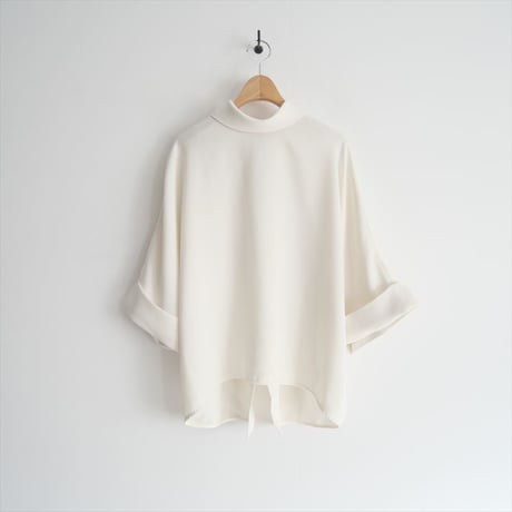 2023AW / L'Appartement同型お取扱い / MARK KENLY DOMINO TAN / BAILEE 2WAY BLOUSE / 2410-1185