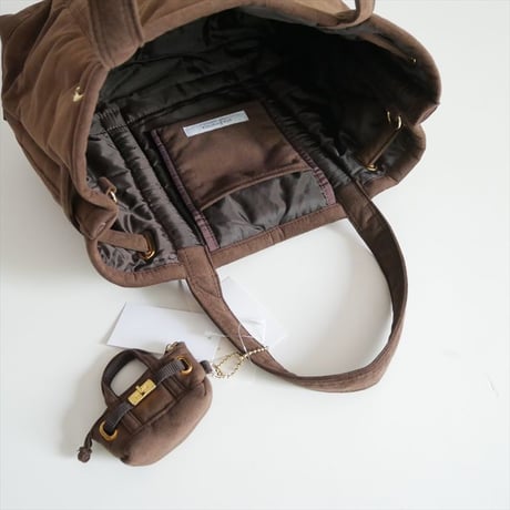 2025AW JOURNAL STANDARD L'ESSAGE別注 SITA PARANTICA スエードライク チャームツキトートM 25092380008930 2605-1459