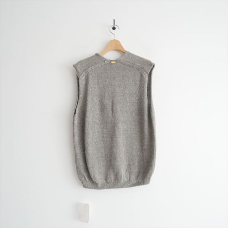 2025SS・人気完売品 / 未使用 / MUSE de Deuxieme Classe / Lily Linen Vネック ベスト / 25080520427010 / 2603-0101