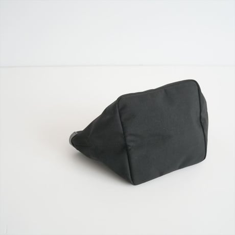 人気完売品 / 未使用 / Herve Chapelier / 701C (舟型トートS)　ノワール×ノワール×ノワール / 2412-0174