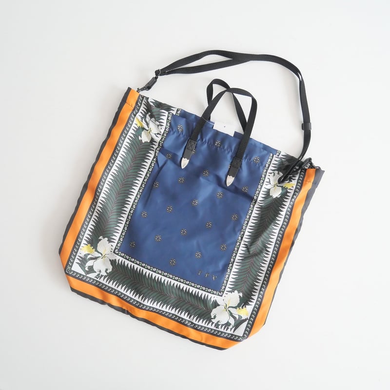 2023 / TOGA ARCHIVES / PRINT TOTE BAG 13/Navy /