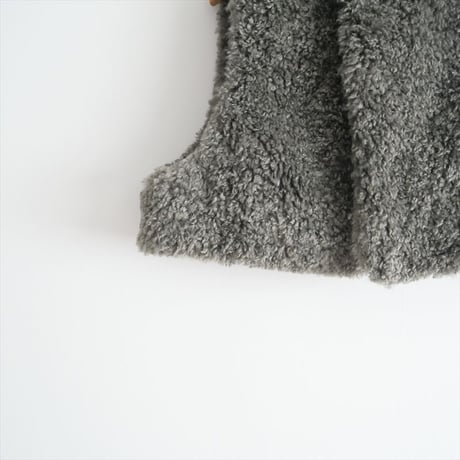 2023AW / 未使用 / UNITED ARROWS購入品 / HYKE / FAUX SHEARLING CROPPED VEST / 17406 / 2405-0223