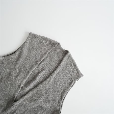 2025SS・人気完売品 / 未使用 / MUSE de Deuxieme Classe / Lily Linen Vネック ベスト / 25080520427010 / 2603-0101