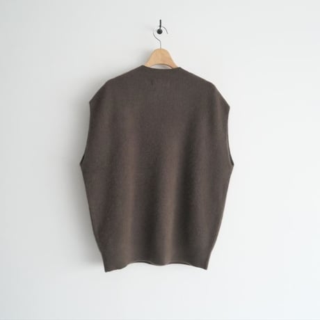 2023AW / 未使用 / AP STUDIO / crew neck fur vest  / 23080586605030 / 2410-0953